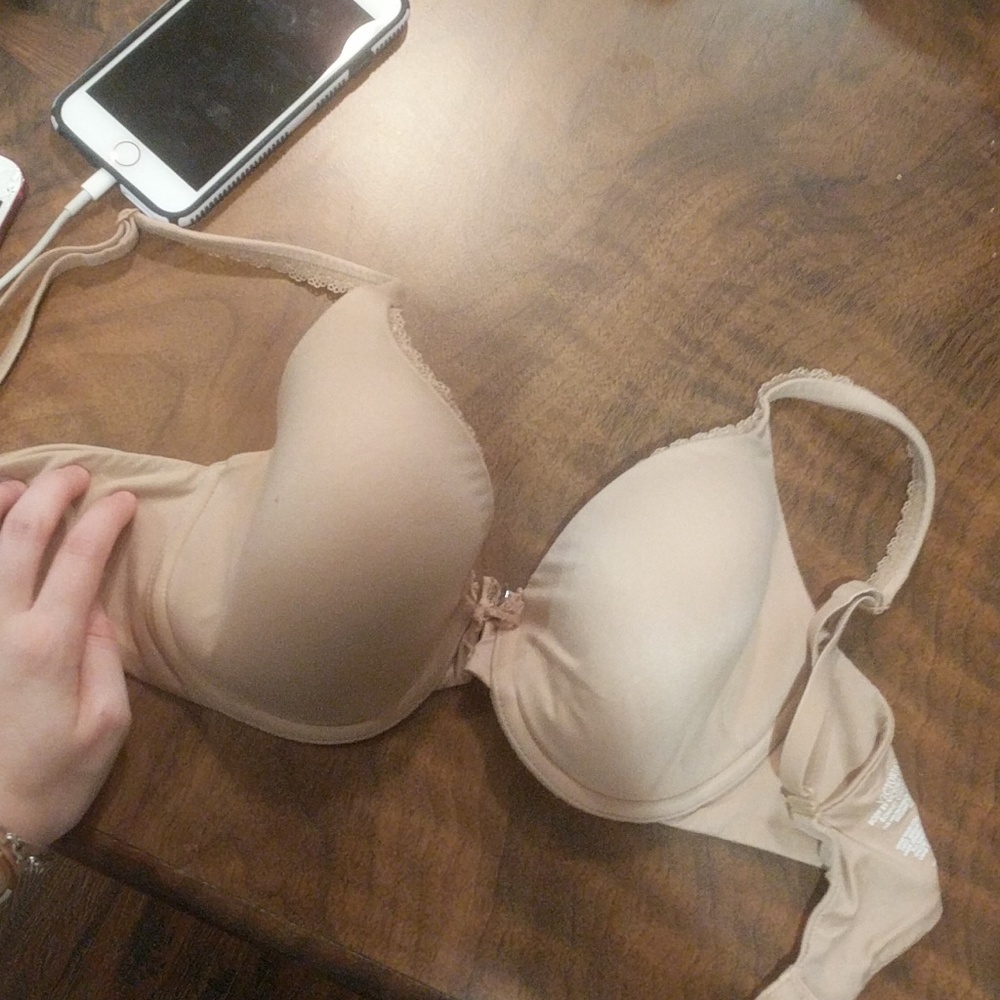 VS Bra